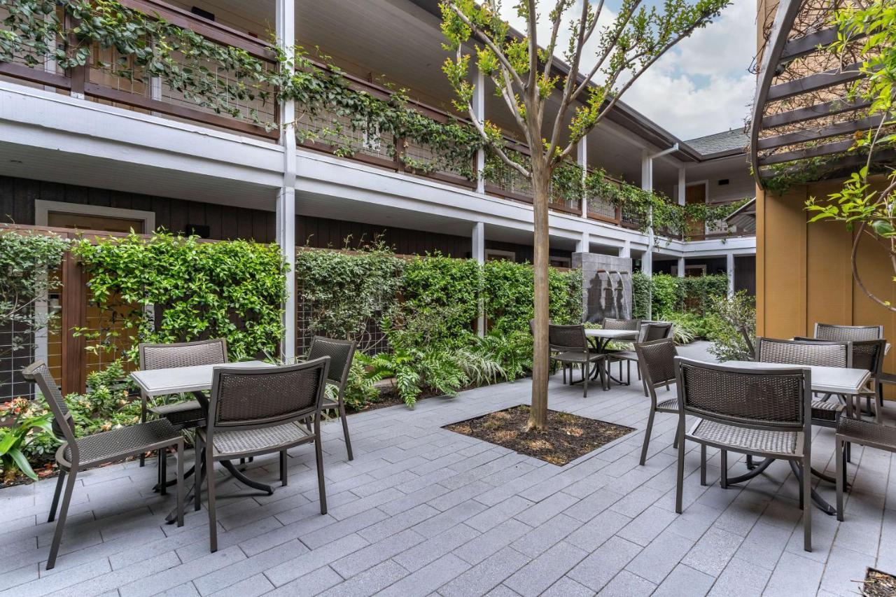 Western Stevenson Manor Hotel 3*